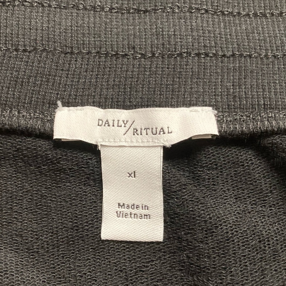 Daily Ritual Skirt XL - Picture 4 of 4